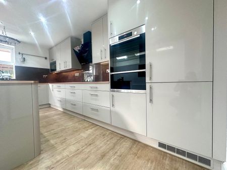 Cambridge CB5 - Photo 2