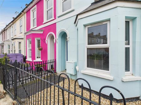 2 bedroom terraced house to rent - Photo 5