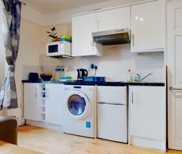 1 Bed 1 Bath - Photo 5