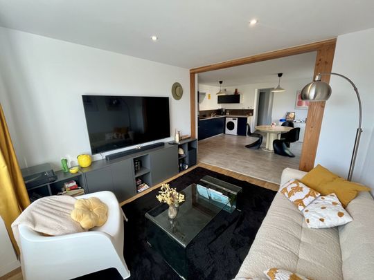 Location Appartement 3 pièces 56m² LUC LA PRIMAUBE 12450 - Photo 1