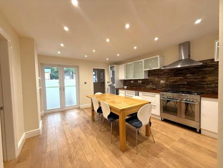 3 bedroom house to rent - Photo 2