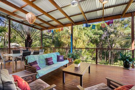 Tropical Living in two level Queenslander - Photo 4