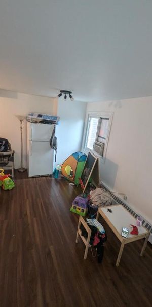 4 1/2 à louer à Longueuil, 1300$/mois (Chauffage et eau chaude inclus) - Photo 1