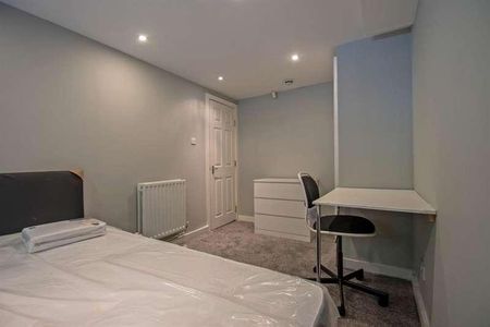 Langdale Terrace, Leeds, LS6 - Photo 4