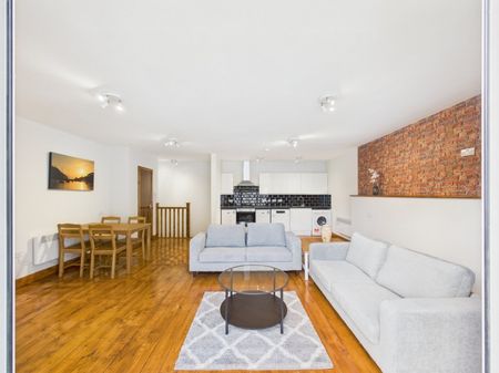 Church Road, Ashford, Surrey,TW15 - Photo 3