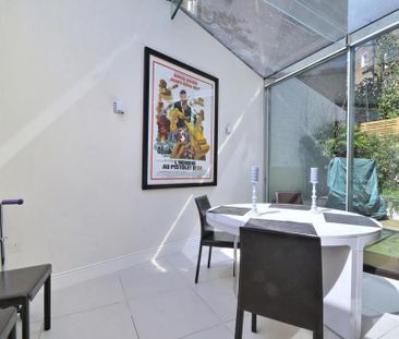4 bedroom end of terrace house to rent - Photo 3