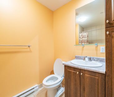 Rue St-Louis, H4L 0A4, Montréal - Photo 1