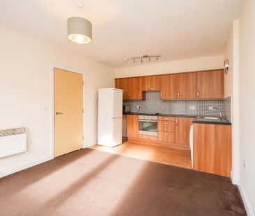 2 bedroom apartment to rent - Photo 3