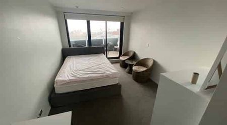 1 Bedroom 1 Bathroom (Furnished Studio Apartment) - Photo 2