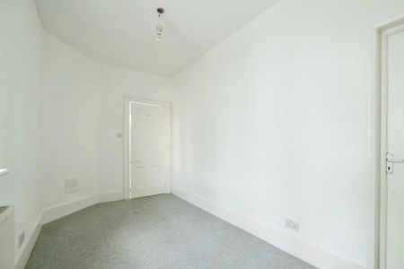 St Margarets Terrace, St. Leonards-On-Sea - Photo 3