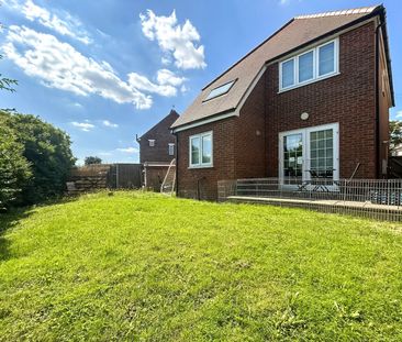 3 bedroom detached house to rent, - Photo 6