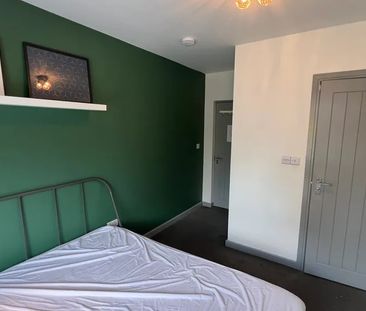 Room in a Shared House, Fairleigh, S2 - Photo 1