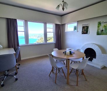 Wake up to stunning harbour views - Photo 5