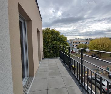 Location Appartement 3 pièces 65m² LIVRY GARGAN 93190 - Photo 5