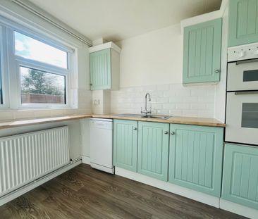 Minsmere Road, Keynsham, BS31 - Photo 4