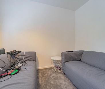 5 bedroom house to rent - Photo 1