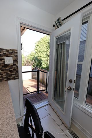 For Lease - 354 Bexhill Road, Newmarket, Ontario - Photo 2