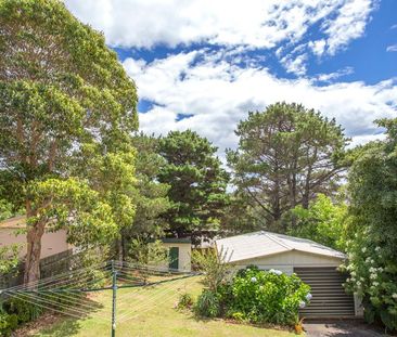Coastal Living - Spacious Family Home Just Minutes from the Beach - Photo 6