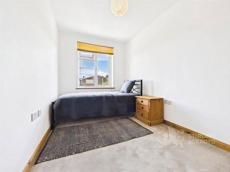 Marsh Lane, Addlestone, Surrey, KT15 1UN - Photo 5