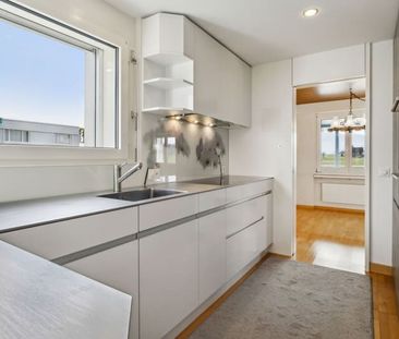 Helle 4.5-Zimmer-Wohnung mit Balkon in Hünenberg – sofort verfügbar! - Photo 5