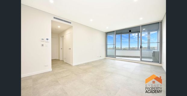 Modern Urban Living – Stylish 2-Bedroom Apartment in Prime Canterbury Location - Photo 1