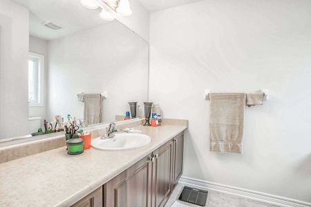 For Lease - 273 Riverlands Avenue, Markham, Ontario - Photo 4