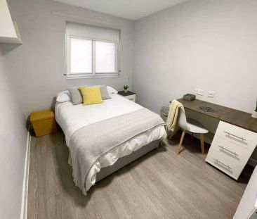 Premium Ensuite - Photo 6