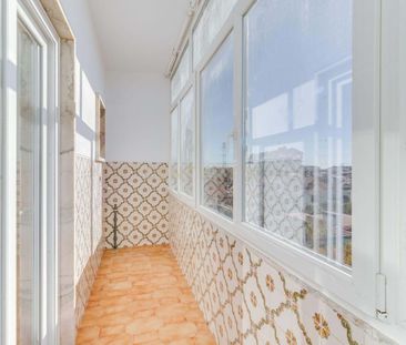 Santa Iria de Azoia, Lisbon - Photo 2