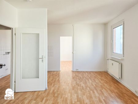Helle 2-Raum-Wohnung über den Dächern der Stadt – citynah & sofort bezugsfertig - Photo 2