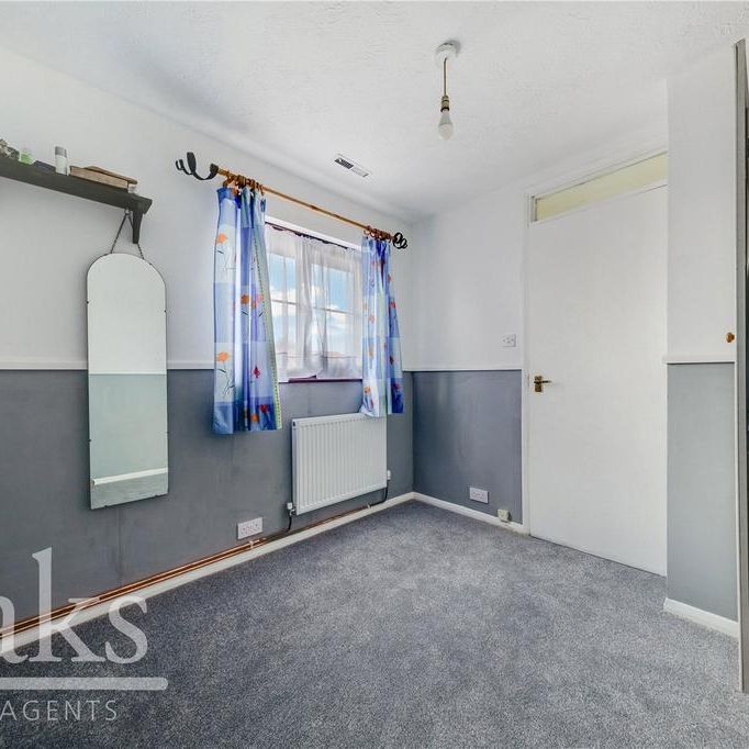 3 bedroom end of terrace house to rent - Photo 1