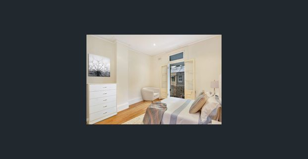 Adorable 2 Bedroom Terrace - Photo 1