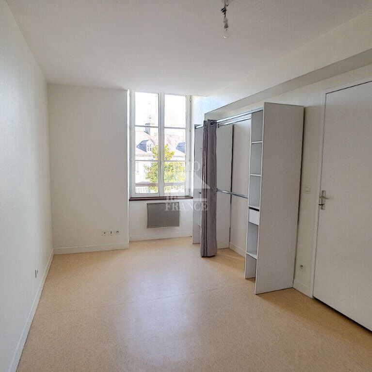 Location appartement 2 pièces 39.86 m² à Mayenne (53100) - Photo 1