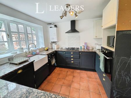 3 bedroom house to rent Maplewell Road, Woodhouse Eaves, Loughborough, Leicestershire, LE12 - Photo 5
