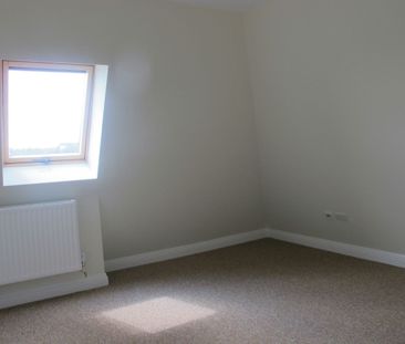 Wimborne Road, Bournemouth, - Photo 3
