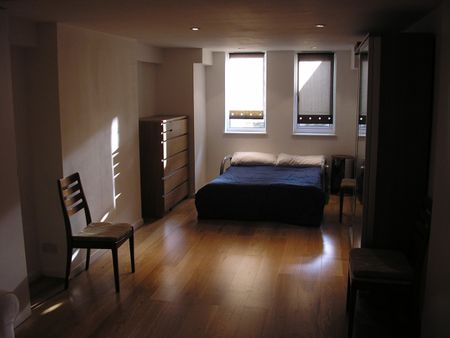 1 Bed Flat, Knatchbull Road, SE5 - Photo 3