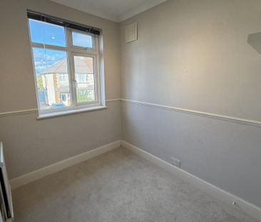 4 bedroom semi-detached house to rent - Photo 6