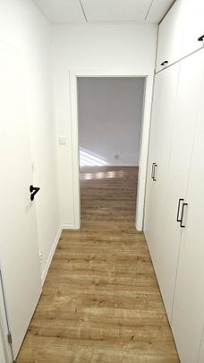 Pronájem bytu 2+kk 30 m² - Photo 1