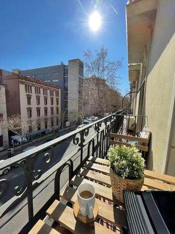 Travessera de Gràcia, Barcelona, Catalonia 08025 - Photo 3