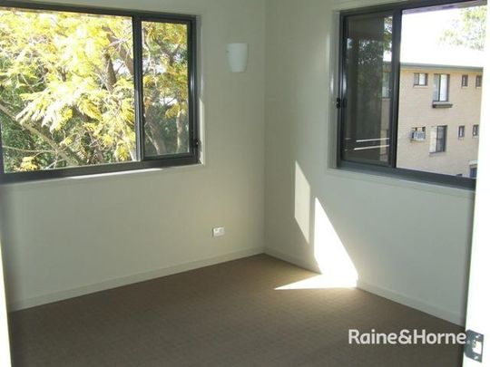 Modern Living at its Best! - Photo 1