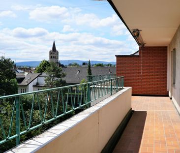 Charmante 4.0-Z'Wohnung mit grosszügiger Dachterrasse - Photo 1