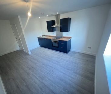 Bingley Road, Bradford - Photo 3