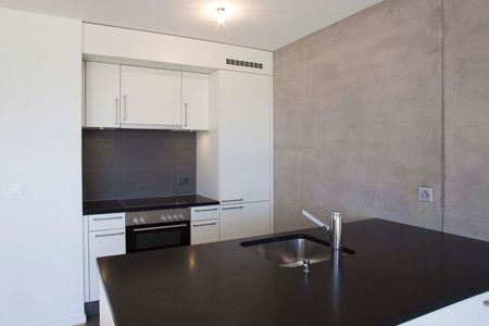 Appartement de 2.5 pièces au 1er étage avec balcon - Photo 3