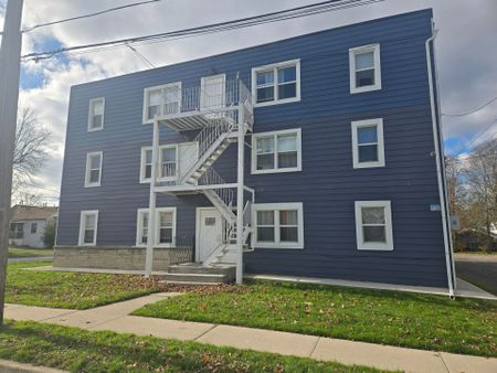 For Lease - 25 Forsythe Street Unit# 6, Fort Erie, Ontario - Photo 2