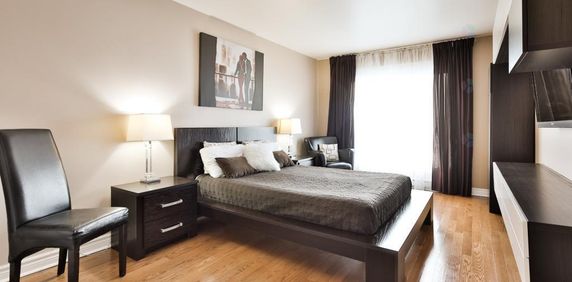 Condo de bonne dimensions à louer (966 pc), disponible le 1er sept - Photo 2