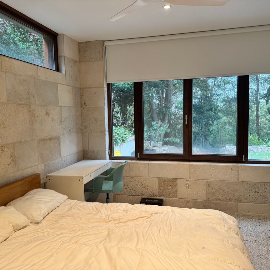 Chatswood - Photo 1
