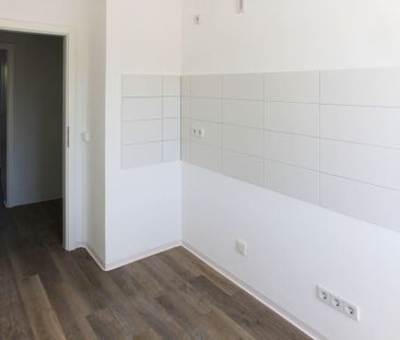 4-Raum-Wohnung mit Aufzug + Balkon, im Stadtzentrum - Photo 1