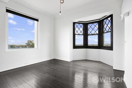 Designed with Character with Breathtaking Views - Photo 4