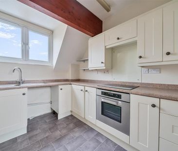 1 bedroom coach house to rent - Photo 6