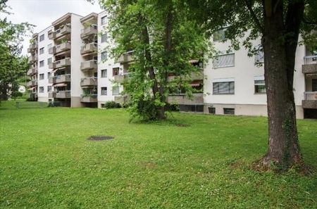 The renovated apartment is looking forward to a new family - Foto 2