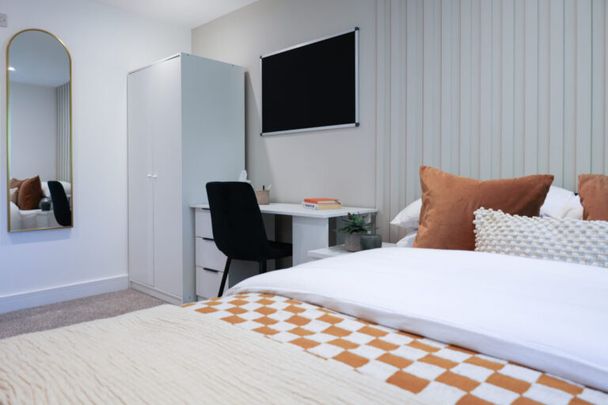 Wykeham Place #2 - Photo 1
